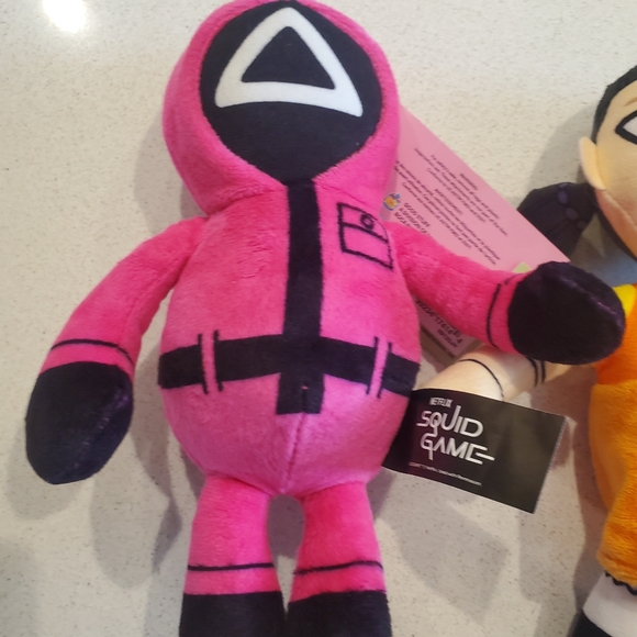 New. Squid Game plush set - Picture 4 of 4